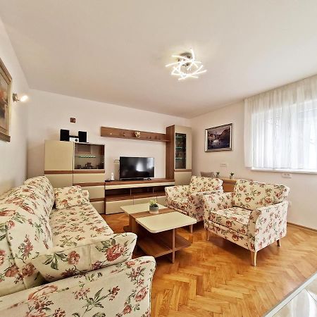 Split City Apartment Rosemary Ngoại thất bức ảnh